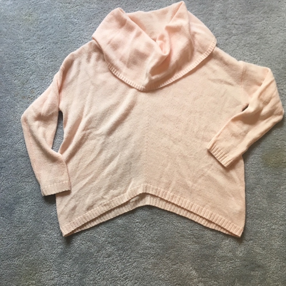 CLEARANCE! - Express sweater XS